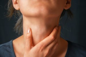 Damaged Vocal Cords: Signs You Should Watch Out For | Reals Project